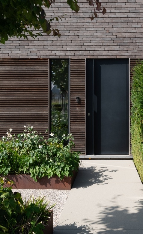 Voordeur moderne woning